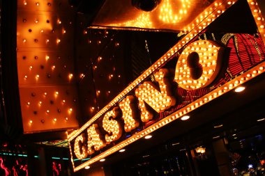 sule toto mobile app interface showing live dealer tables